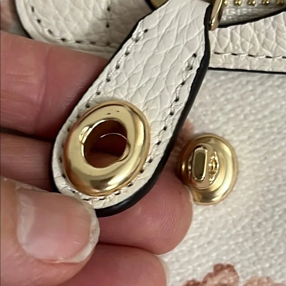 Coach Cream and Pink Floral Tote Bag - Picture 13 of 14